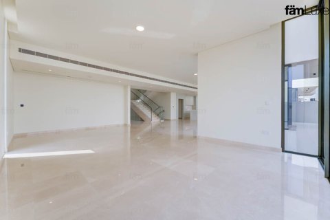 Villa de 5 dormitorios  No. 108325 7