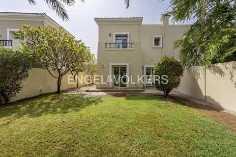 3 bedrooms Townhouse in Dubai, UAE No. 148484