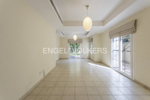 3 bedrooms Townhouse in Dubai, UAE No. 148484 3