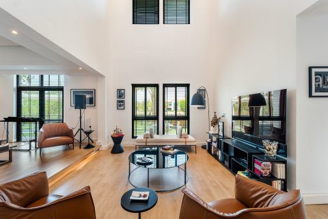 4 bedrooms Villa in Jumeirah Islands, UAE No. 148488 5