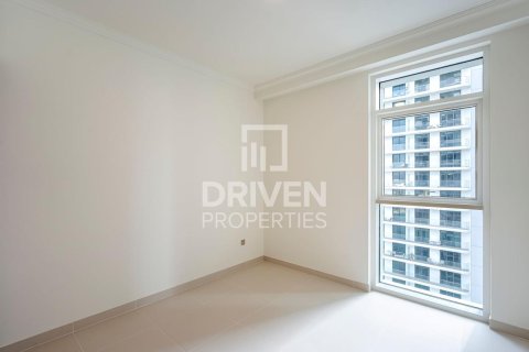 Appartement de 2 chambres à EMAAR Beachfront, UAE No. 209912 7
