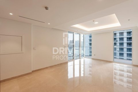 Appartement de 2 chambres à EMAAR Beachfront, UAE No. 209912 6