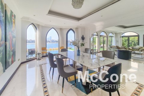 4 bedrooms Villa in Garden Homes, UAE No. 74196 3