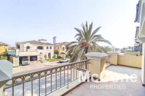 4 bedrooms Villa in Garden Homes, UAE No. 74196 23