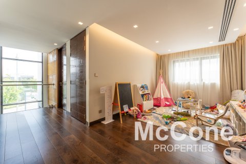 Villa de 5 chambres à Trevi, UAE No. 74208 17