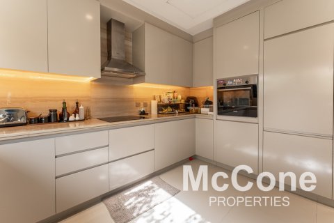 Villa de 5 chambres à Trevi, UAE No. 74208 8