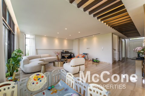 Villa de 5 chambres à Trevi, UAE No. 74208 5