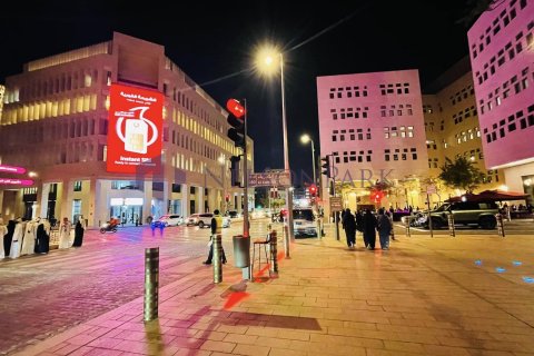3 bedrooms Apartment in Doha, Qatar No. 57216 19