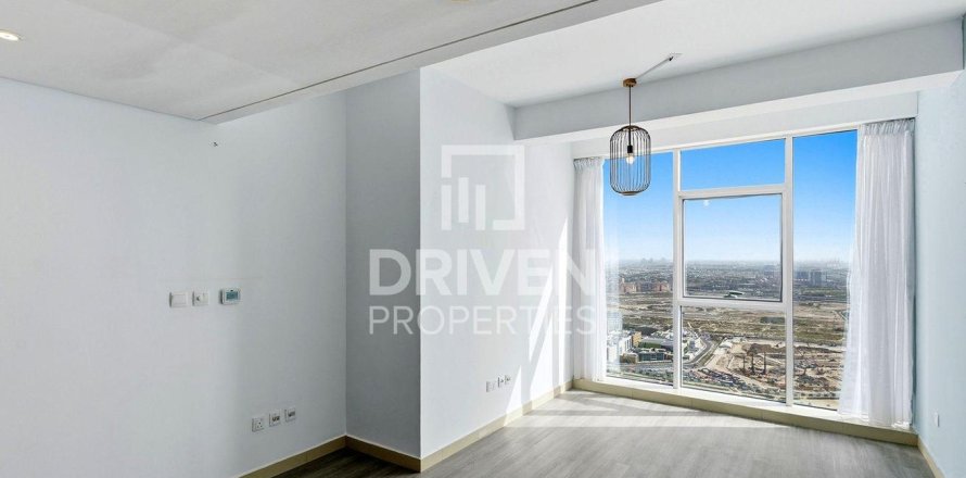 1 bedroom Apartment in Jumeirah Lake Towers, UAE No. 193640