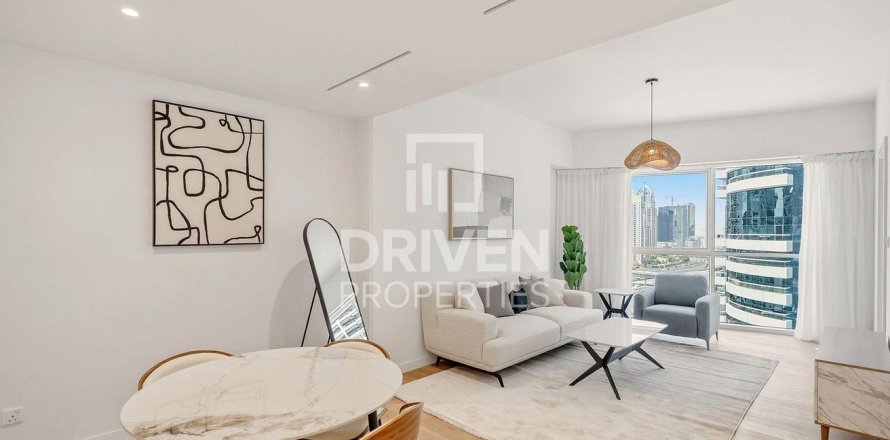 Apartment de 1 dormitorio en Jumeirah Lake Towers, UAE No. 193641