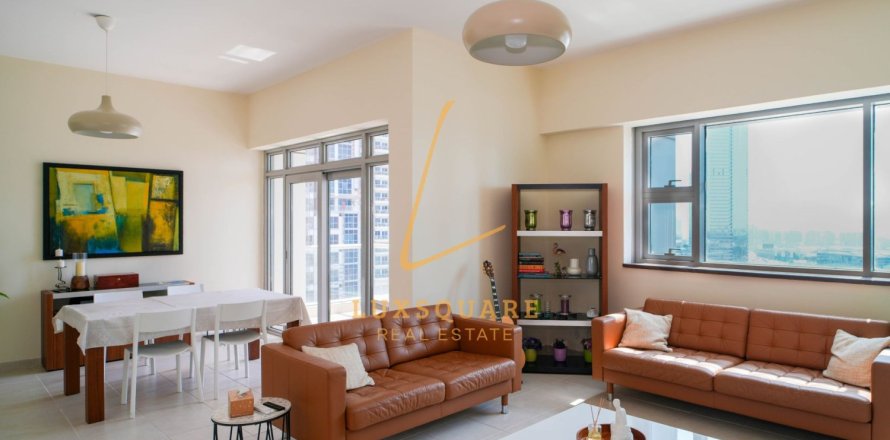 Apartment de 2 dormitorios en Executive Towers, UAE No. 154505