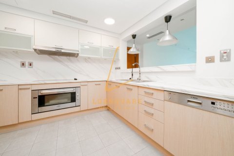 Apartment de 3 dormitorios en Marina Residences, UAE No. 154501 10