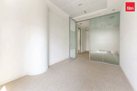 394.9m² Office in DIFC, UAE No. 210080 10