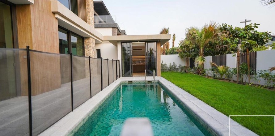 Villa de 5 chambres à Tilal Al Ghaf, UAE No. 209135