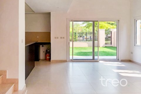 Villa de 4 dormitorios en Casa Viva, UAE No. 174077 4