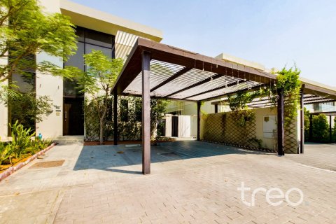 Townhouse de 3 dormitorios en Topanga, UAE No. 174078 3