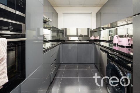 3 bedrooms Townhouse in Dubai, UAE No. 183129 14