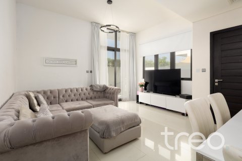 3 bedrooms Townhouse in Dubai, UAE No. 183129 8