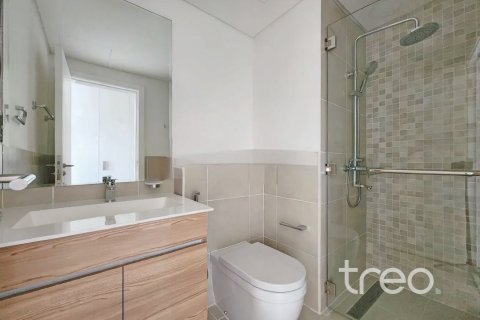 2 bedrooms Apartment in Dubai, UAE No. 183126 7