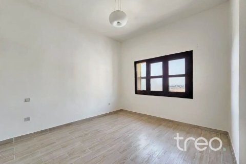 2 bedrooms Apartment in Dubai, UAE No. 183126 6