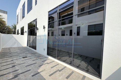 Villa de 6 dormitorios en Jumeirah, UAE No. 104869 2