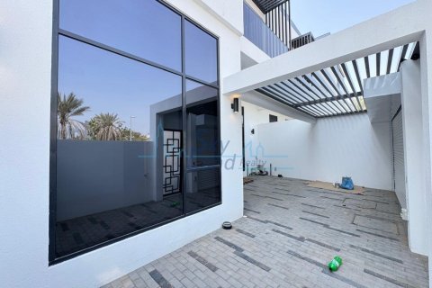 Villa de 6 dormitorios en Jumeirah, UAE No. 104869 27