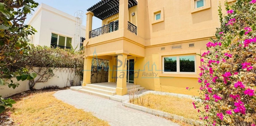 4 غرف نوم فيلا في جميرا, الإمارات العربية المتحدة رقم 104870