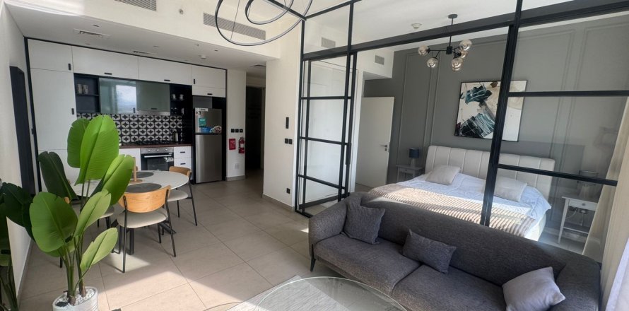 2 bedrooms Apartment in Dubai, UAE No. 151133