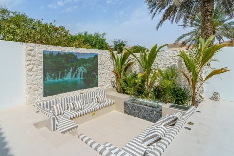 5 bedrooms Villa in Dubai, UAE No. 151135 21