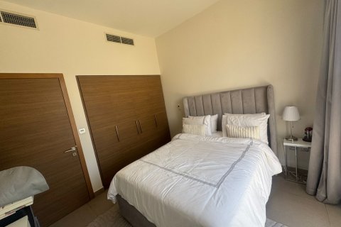 4 bedrooms Villa in Dubai, UAE No. 151134 8