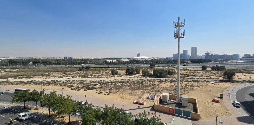 Квартира с 2 спальнями в Дубай, ОАЭ №146154