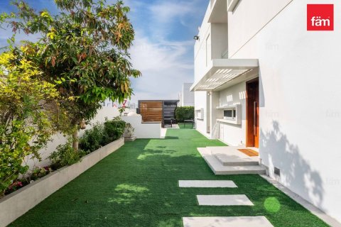 Таунхаус с 3 спальнями в Дубай, ОАЭ №146160 25