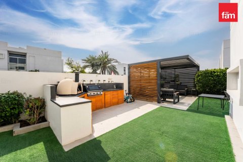 Таунхаус с 3 спальнями в Дубай, ОАЭ №146160 19