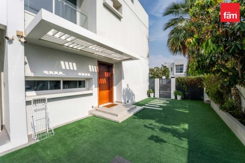 Таунхаус с 3 спальнями в Дубай, ОАЭ №146160 17