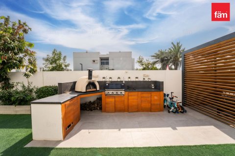 Таунхаус с 3 спальнями в Дубай, ОАЭ №146160 24