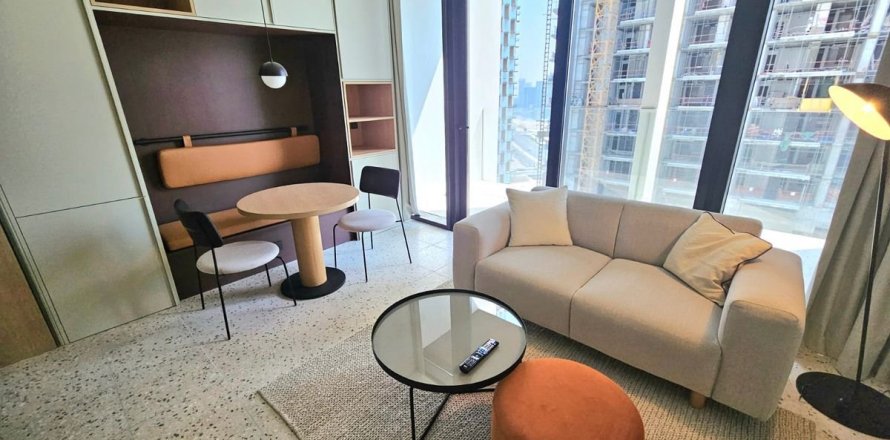 Квартира студия в Бизнес-Бэй, ОАЭ №146157