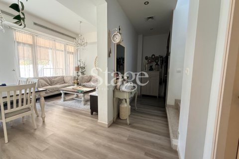 Villa de 3 dormitorios en Mira Oasis, UAE No. 185853 7