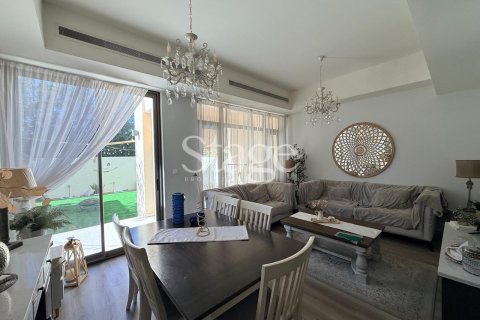 Villa de 3 dormitorios en Mira Oasis, UAE No. 185853 3