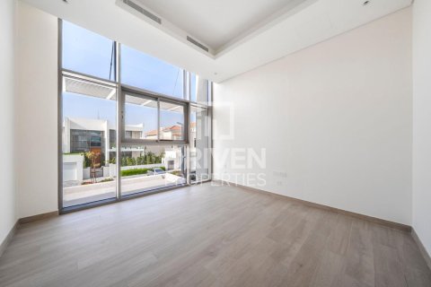 4 bedrooms Villa in District One, UAE No. 204117 13