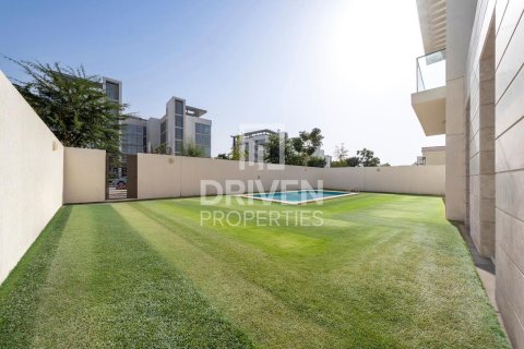 4 bedrooms Villa in District One, UAE No. 204117 26