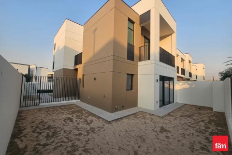 4 bedrooms Villa in Dubai, UAE No. 164775 28