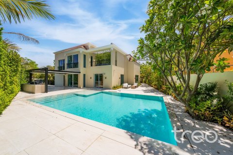 Villa de 5 dormitorios en Arabian Ranches, UAE No. 206075 3