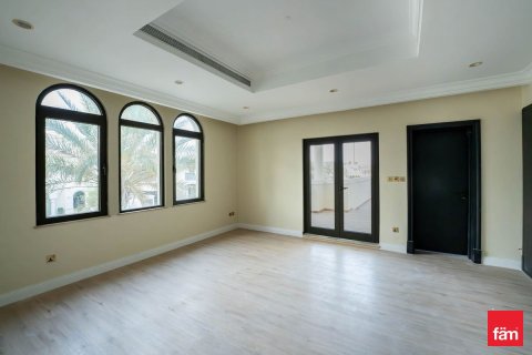 6 bedrooms Villa in Palm Jumeirah, UAE No. 147897 13