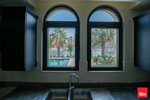 6 bedrooms Villa in Palm Jumeirah, UAE No. 147897 31