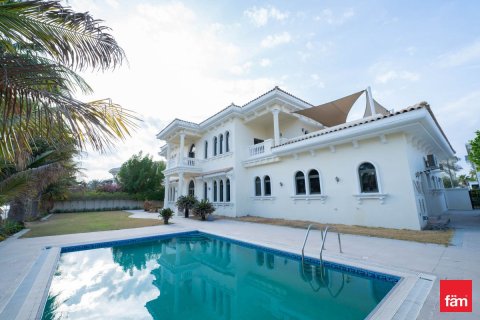 6 bedrooms Villa in Palm Jumeirah, UAE No. 147897
