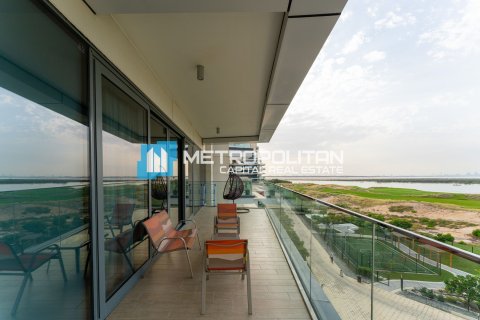 Квартира с 3 спальнями  №133045 4