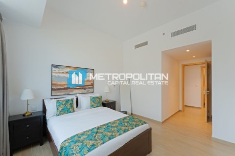 Квартира с 3 спальнями  №133045 17