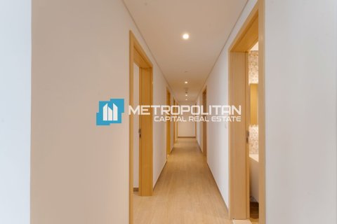 Квартира с 3 спальнями  №133045 20