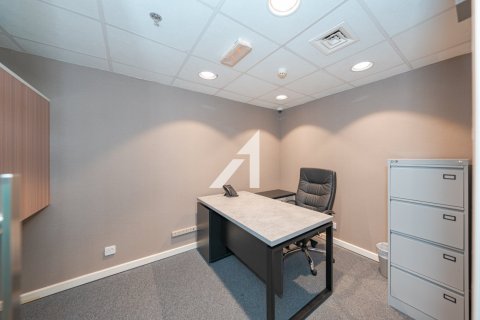 Office de 235m² en Sheikh Zayed Road, UAE No. 143002 5