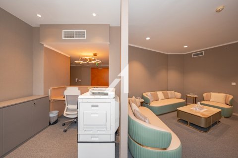 Office de 235m² en Sheikh Zayed Road, UAE No. 143002 3